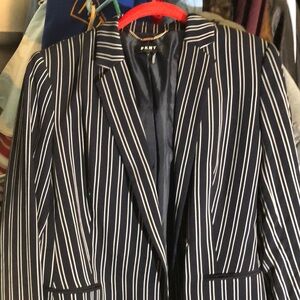 Dkny sharp jacket/blazer